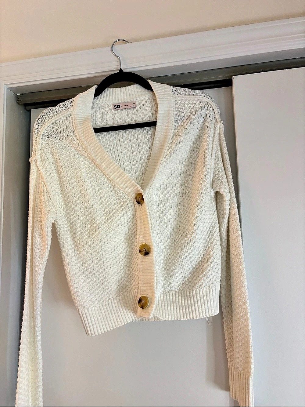 SO Knit Cardigan in Cream Size XS Like New